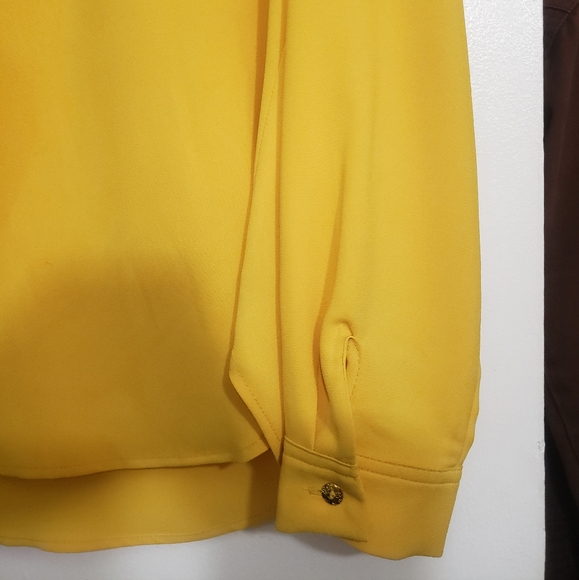 Dress blouse - Picture 3 of 4